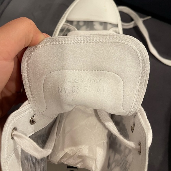 DIOR HIGH TOP SNEAKERS (MEN) SIZE 41 - Picture 5 of 11